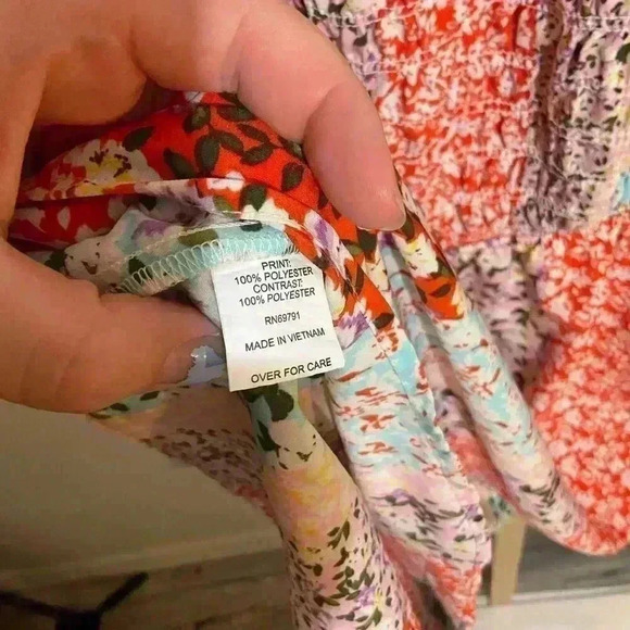 Fig and Flower lined smocked prairie floral boho dress size medium - Picture 7 of 10